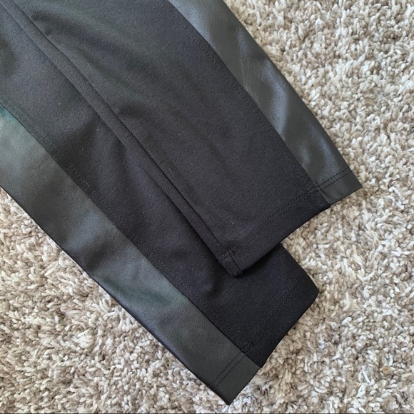 2 Pairs of KISMET Leggings | Size XS - Picture 6 of 7